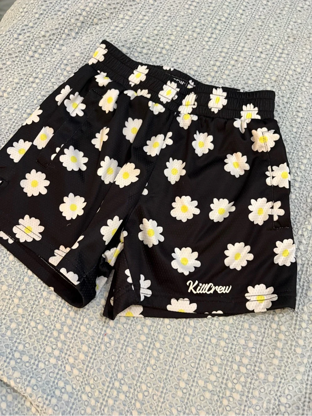 Killcrew Black Daisy Print Athletic Shorts sz XS